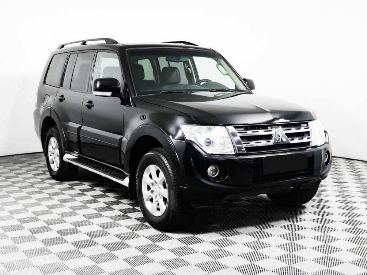 Mitsubishi Pajero б/у, 2013, Автоматическая. Фото: #2