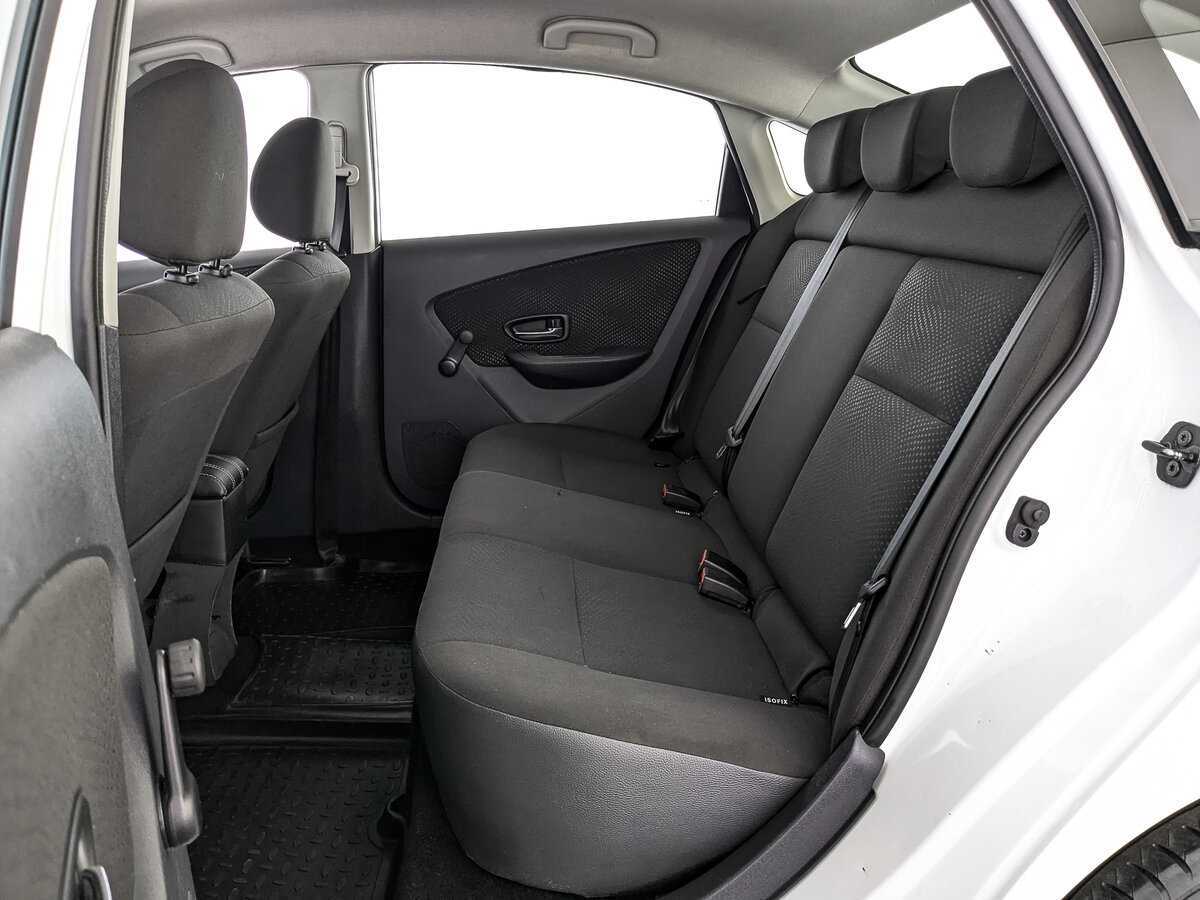 Nissan Almera б/у, 2015, Механическая. Фото: #13