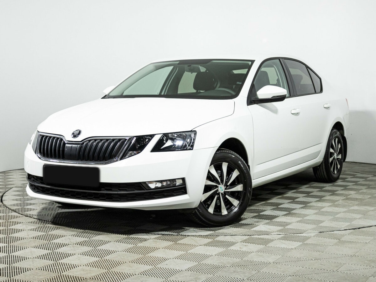 Skoda Octavia б/у, 2018, Механическая. Фото: #0