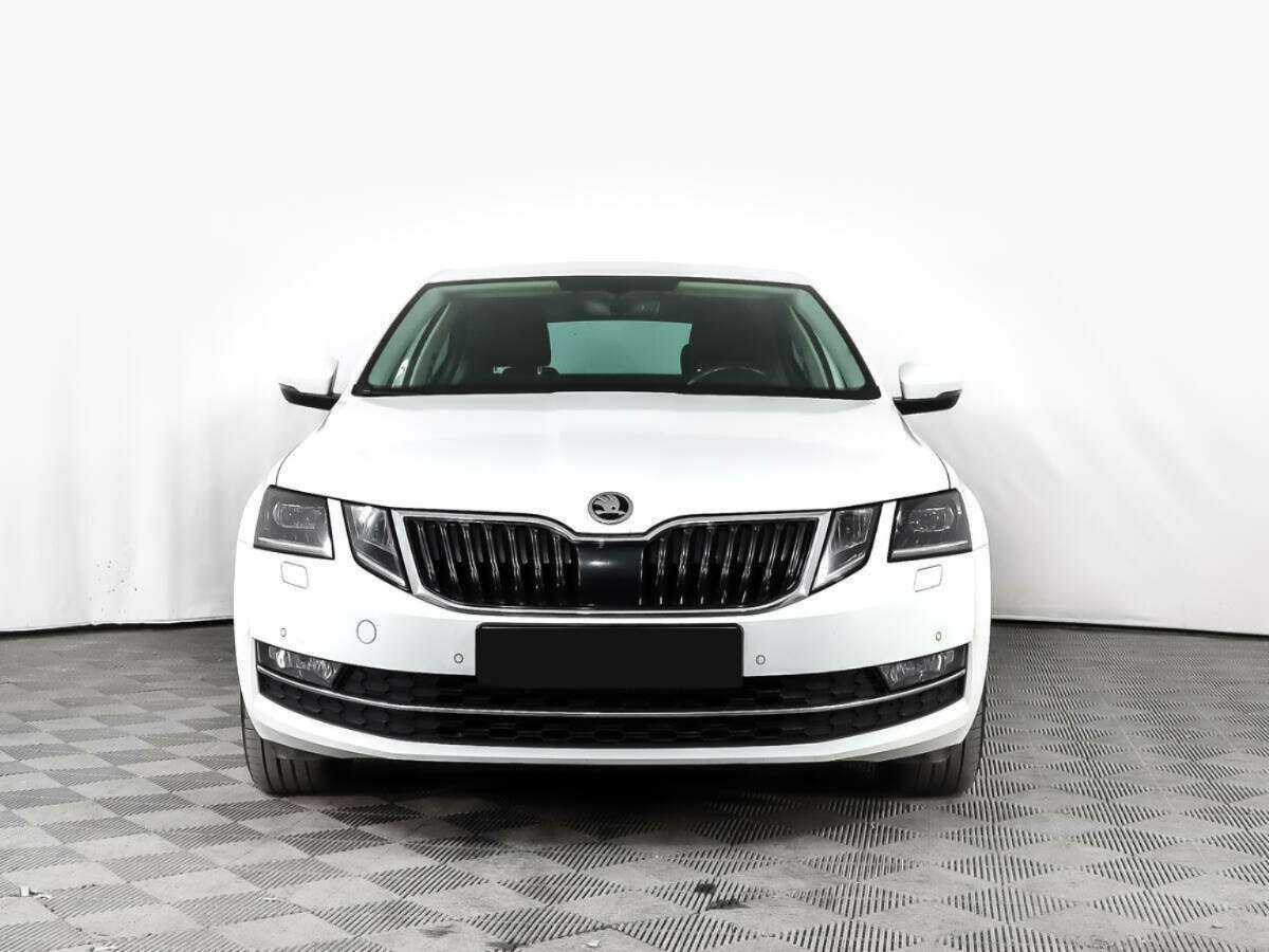 Skoda Octavia б/у, 2018, Роботизированная. Фото: #1