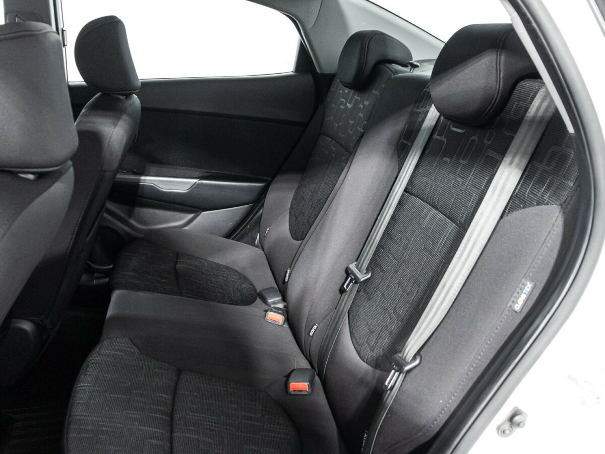 Kia Rio б/у, 2013, Механическая. Фото: #9