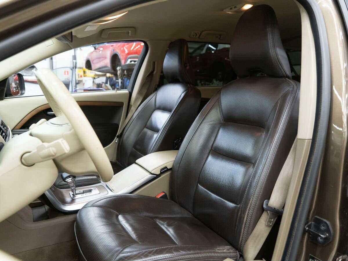 Volvo XC70 б/у, 2012, Автоматическая. Фото: #5