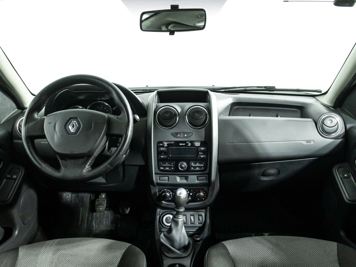 Renault Duster б/у, 2017, Механическая. Фото: #12