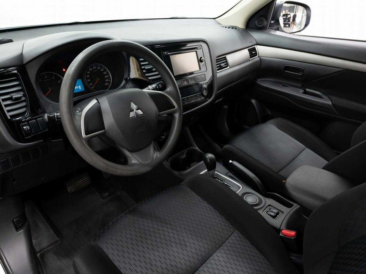 Mitsubishi Outlander б/у, 2014, Вариатор. Фото: #6