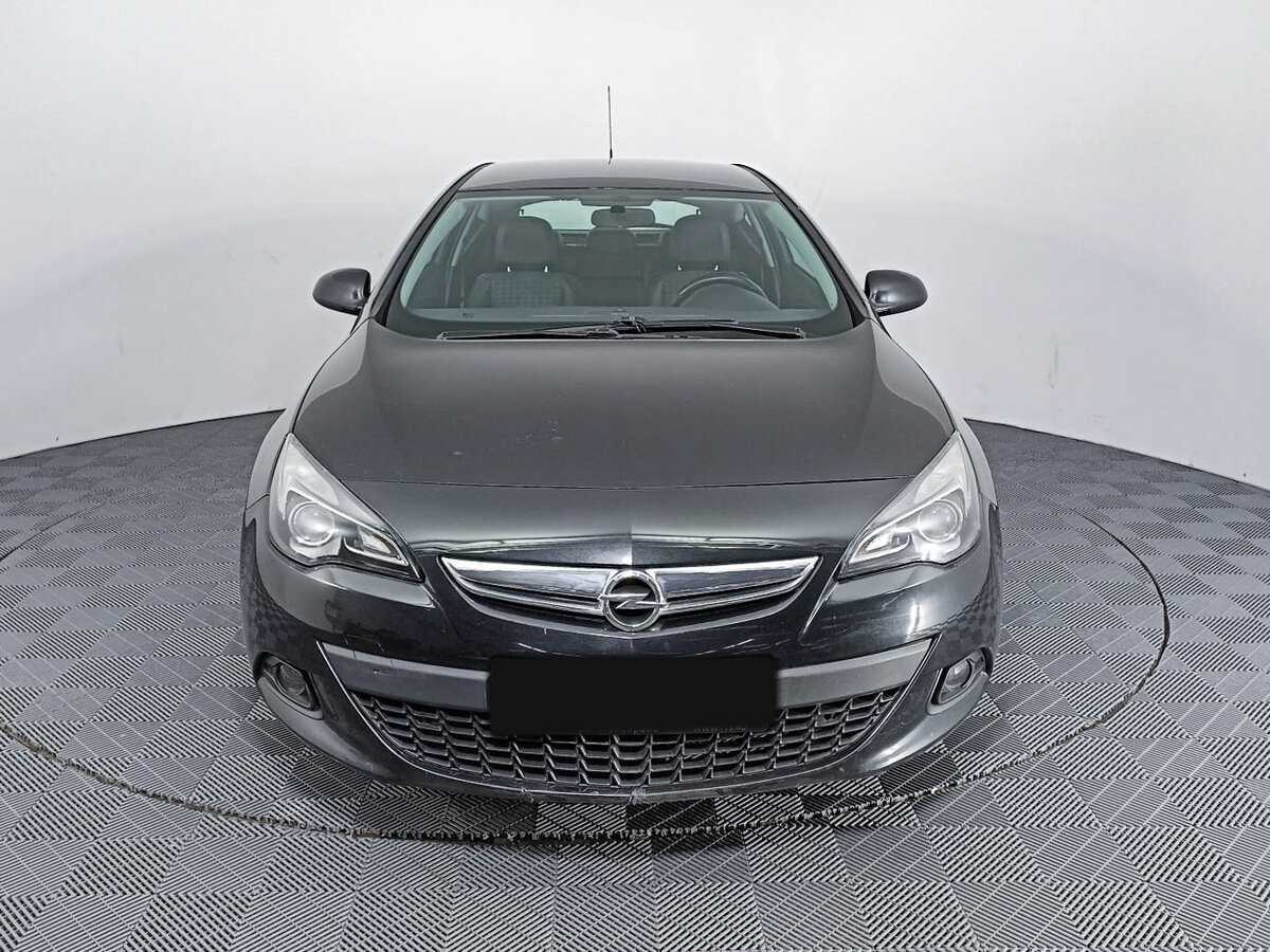 Opel Astra б/у, 2014, Механическая. Фото: #1