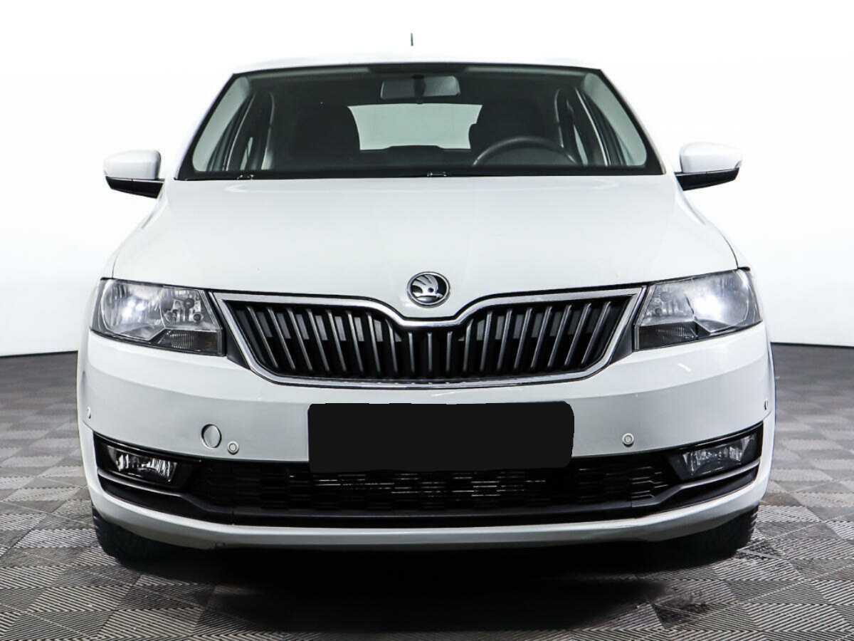 Skoda Rapid б/у, 2017, Механическая. Фото: #1