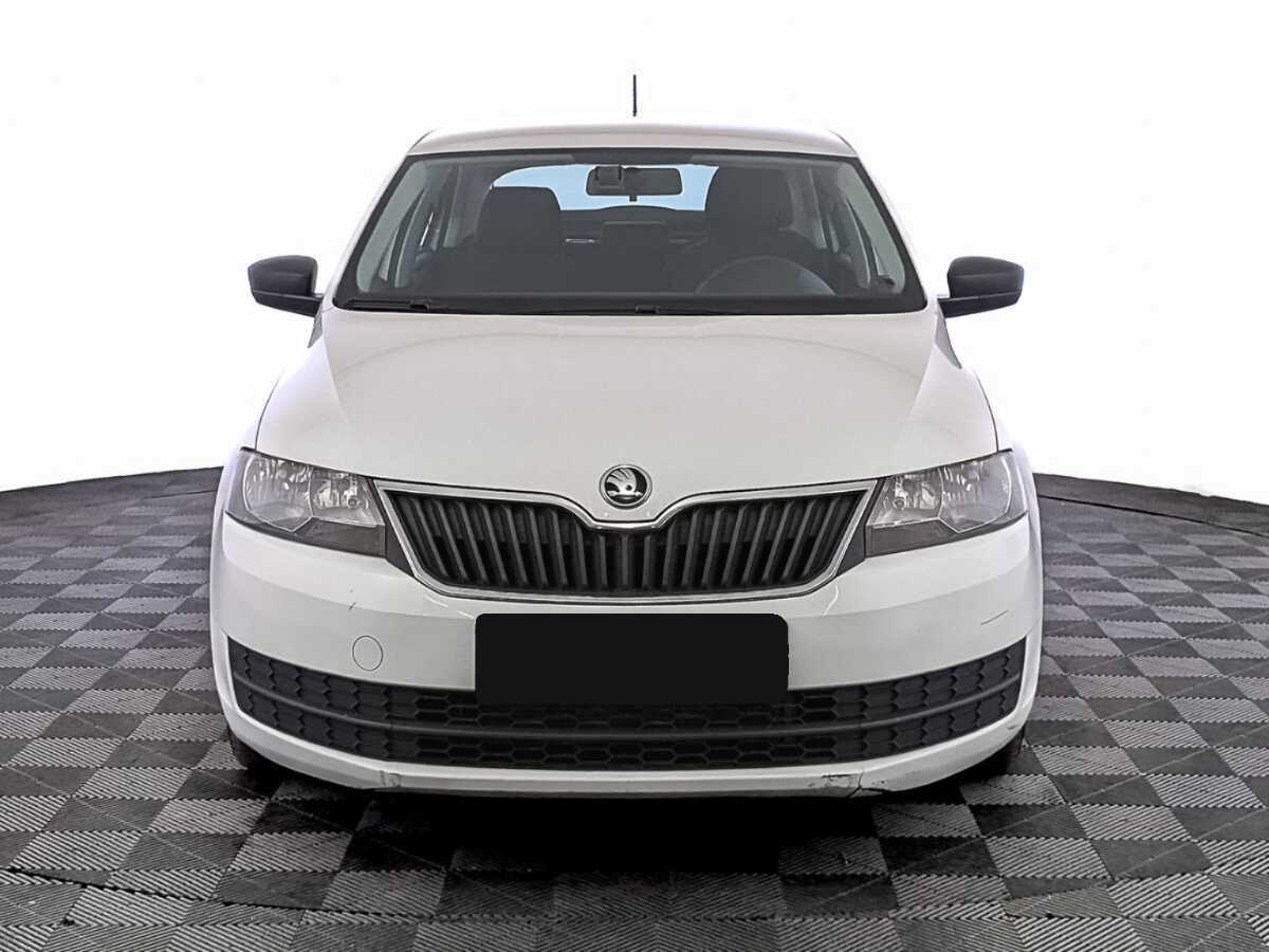 Skoda Rapid б/у, 2017, Механическая. Фото: #1