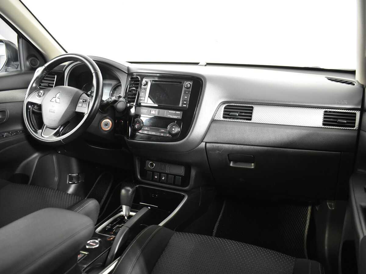 Mitsubishi Outlander б/у, 2017, Вариатор. Фото: #10