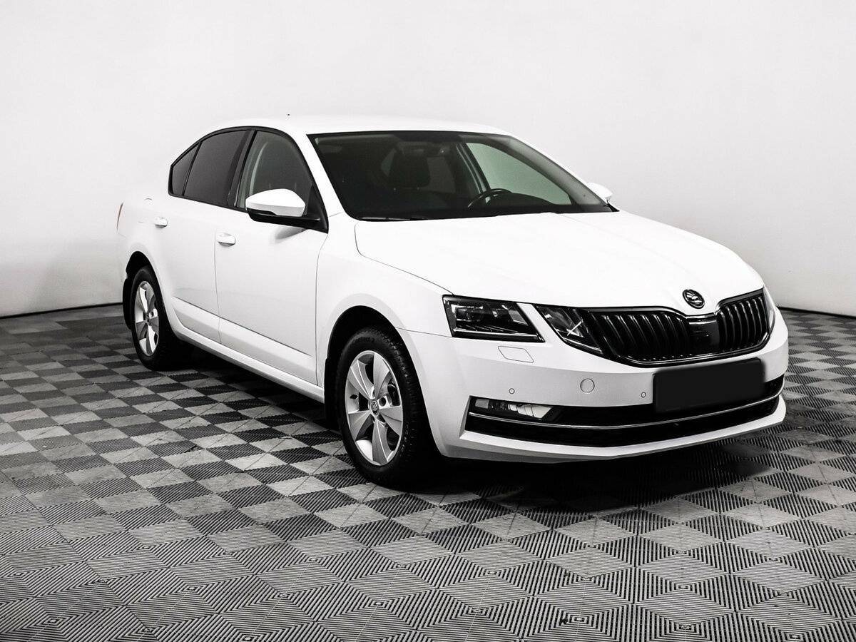 Skoda Octavia б/у, 2017, Роботизированная. Фото: #2