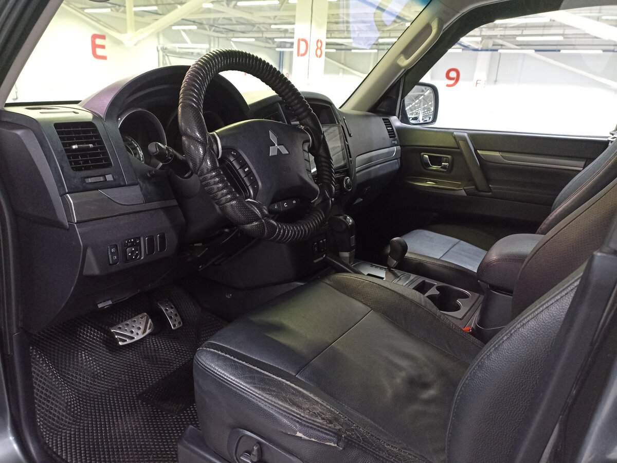 Mitsubishi Pajero б/у, 2012, Автоматическая. Фото: #15