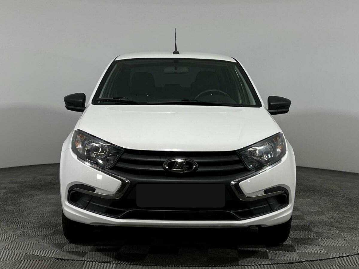 Lada (ВАЗ) Granta б/у, 2021, Механическая. Фото: #1