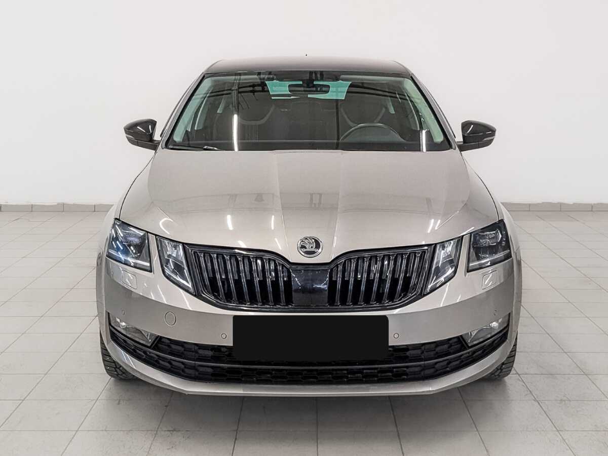 Skoda Octavia б/у, 2019, Роботизированная. Фото: #1