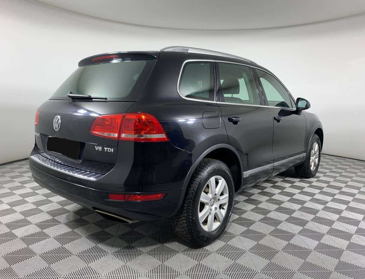 Volkswagen Touareg б/у, 2012, Автоматическая. Фото: #4