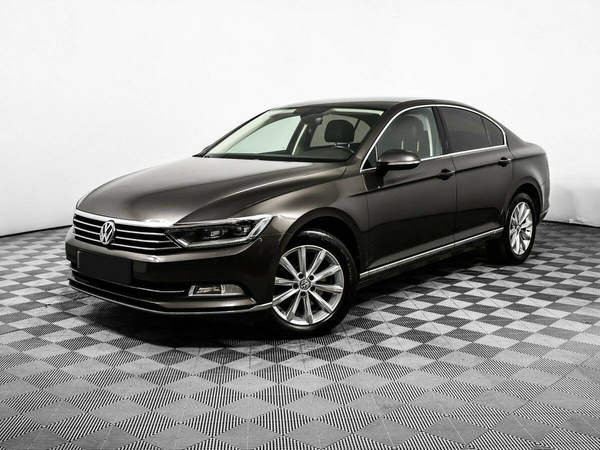 Volkswagen Passat б/у, 2017, Роботизированная. Фото: #0