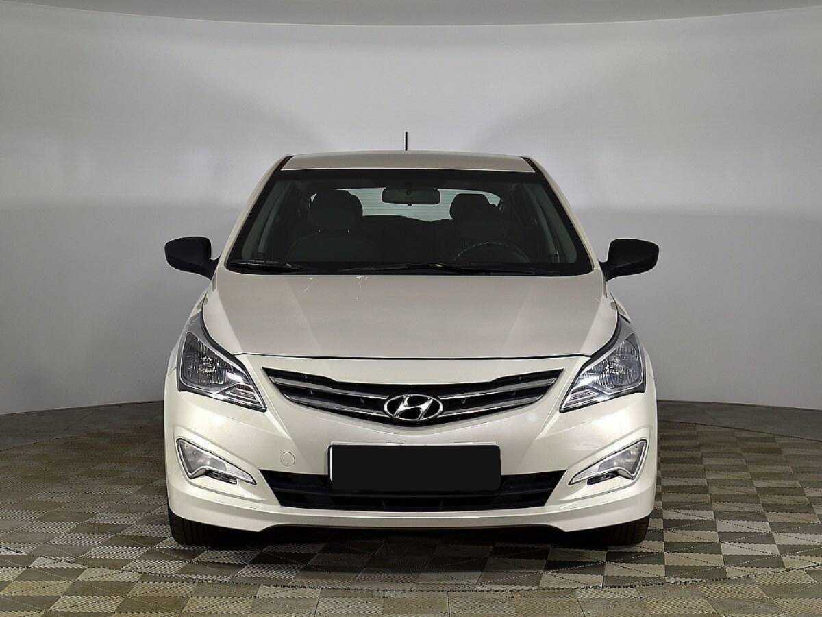 Hyundai Solaris б/у, 2014, Автоматическая. Фото: #2