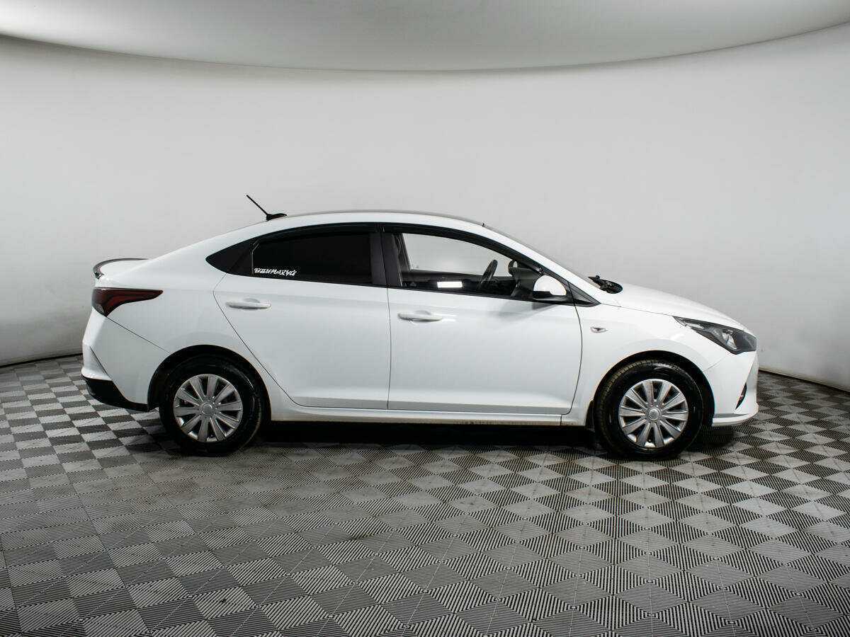 Hyundai Solaris б/у, 2020, Автоматическая. Фото: #3