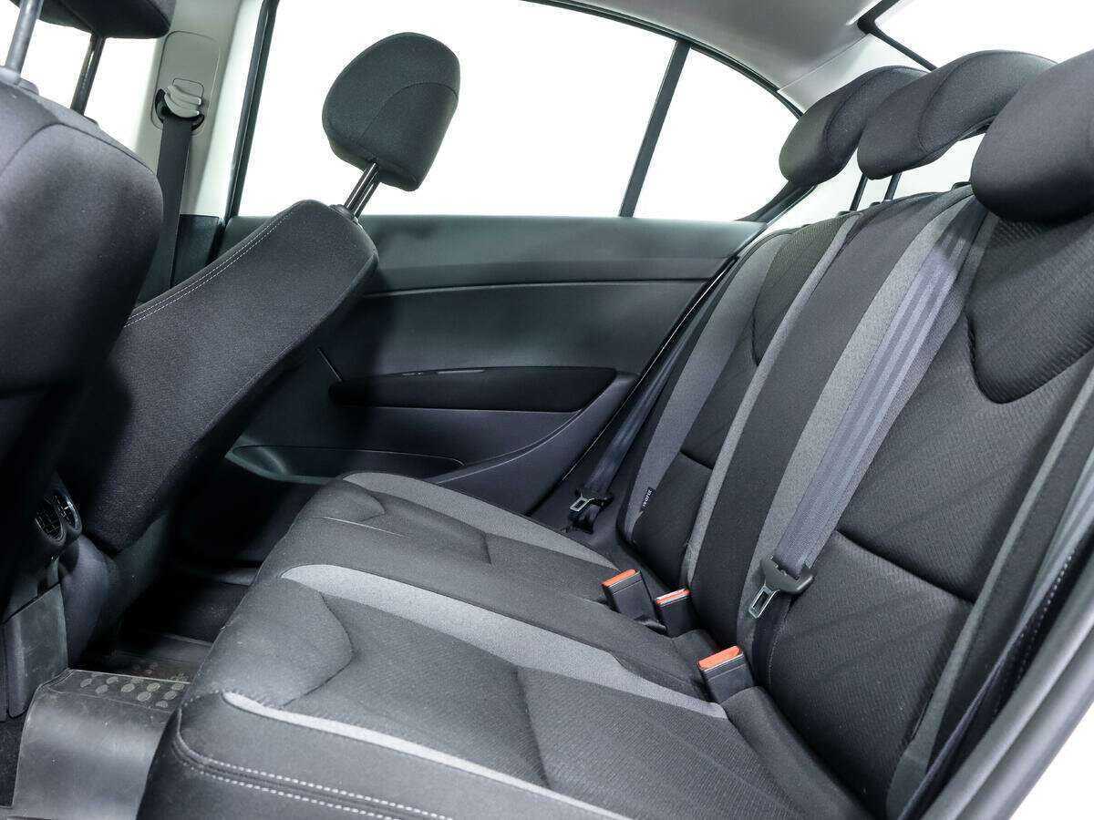 Peugeot 408 б/у, 2016, Автоматическая. Фото: #10