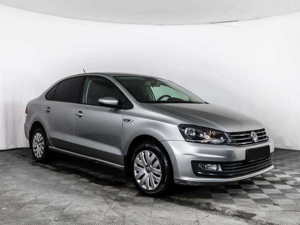 Volkswagen Polo б/у, 2018, Механическая. Фото: #2