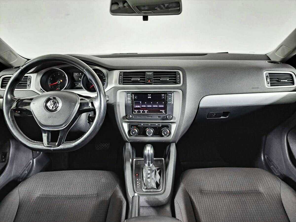 Volkswagen Jetta б/у, 2017, Автоматическая. Фото: #8