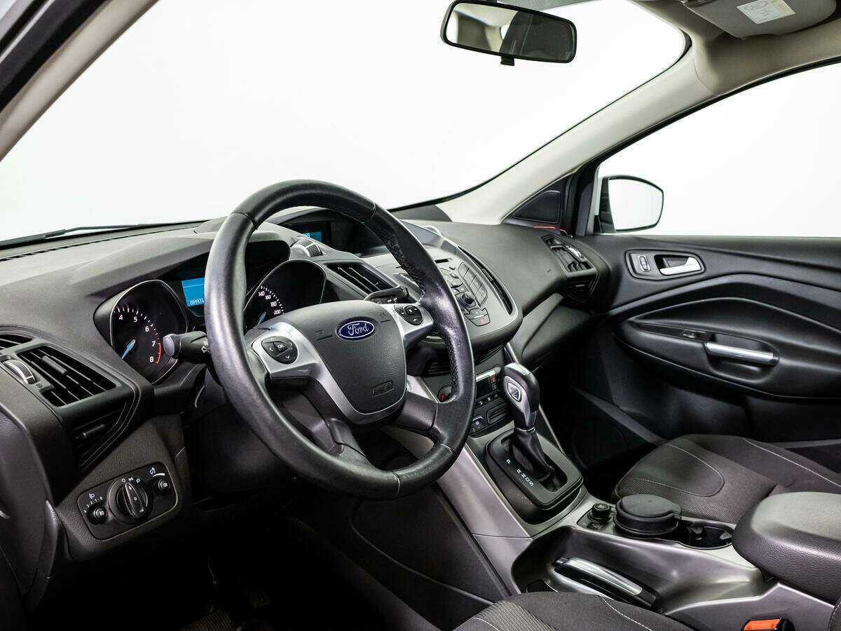 Ford Kuga б/у, 2016, Автоматическая. Фото: #8