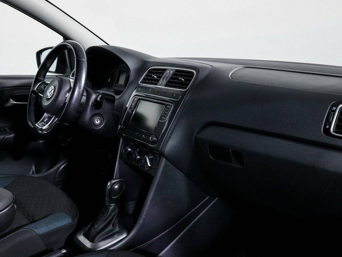 Volkswagen Polo б/у, 2019, Автоматическая. Фото: #8