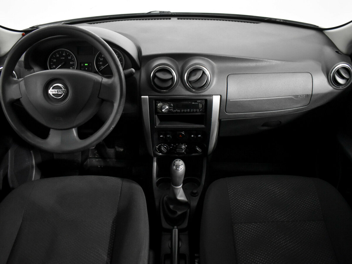 Nissan Almera б/у, 2013, Механическая. Фото: #11