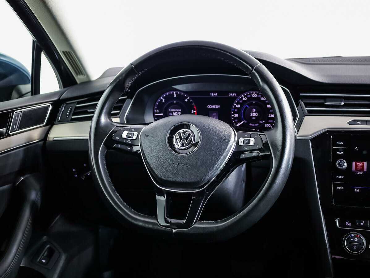 Volkswagen Passat б/у, 2017, Роботизированная. Фото: #9