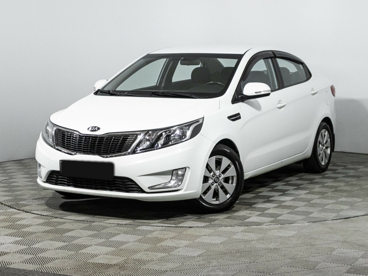 Kia Rio б/у, 2013, Механическая. Фото: #0