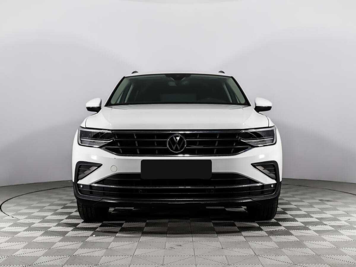 Volkswagen Tiguan б/у, 2021, Роботизированная. Фото: #1