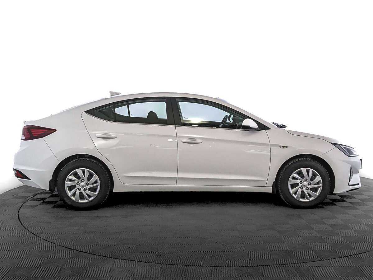 Hyundai Elantra б/у, 2020, Автоматическая. Фото: #3