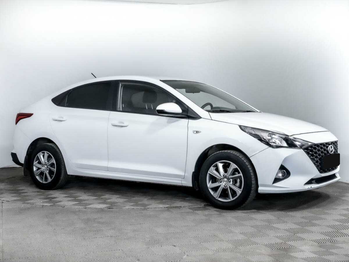 Hyundai Solaris б/у, 2021, Автоматическая. Фото: #2