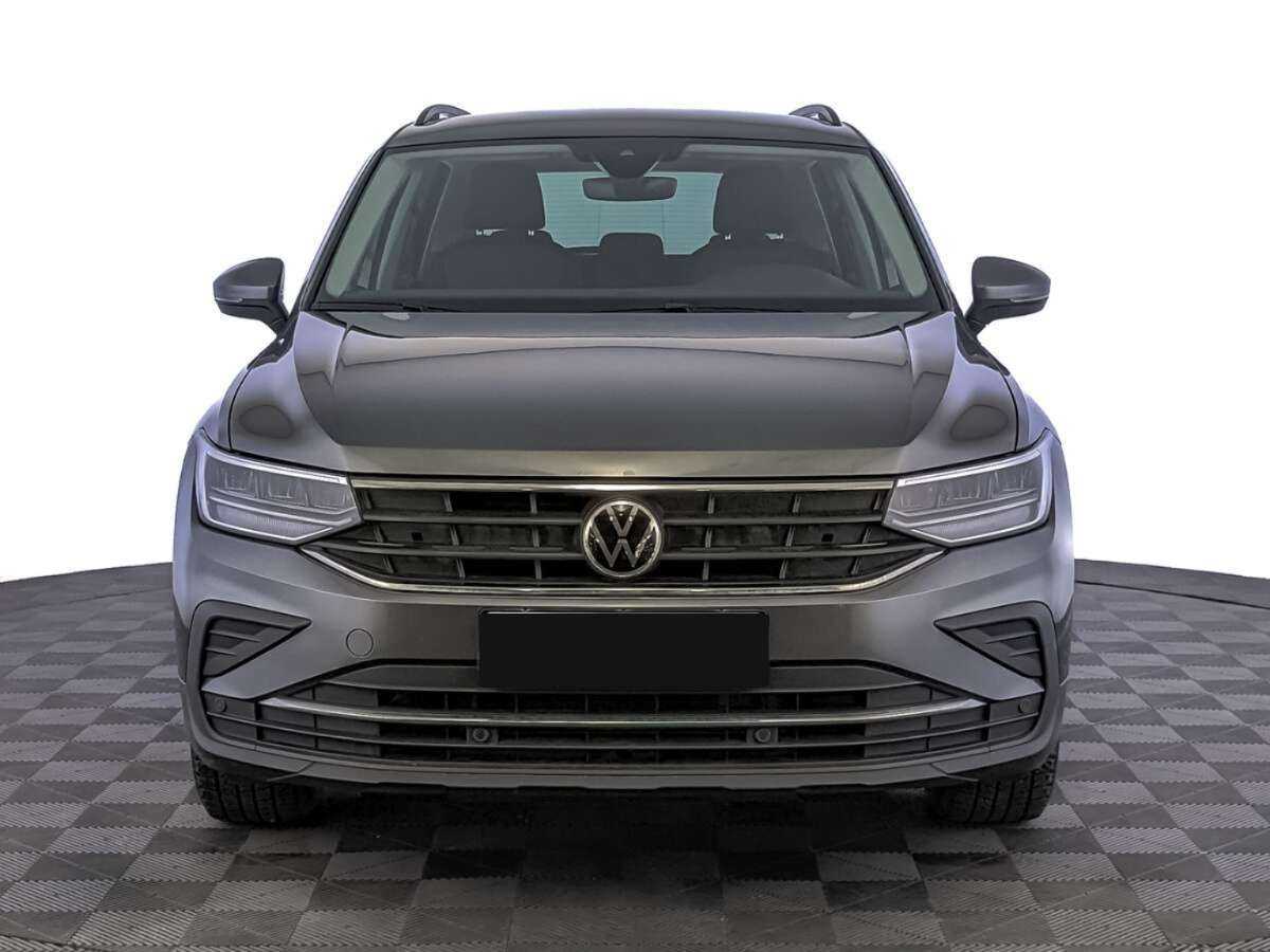 Volkswagen Tiguan б/у, 2021, Роботизированная. Фото: #1