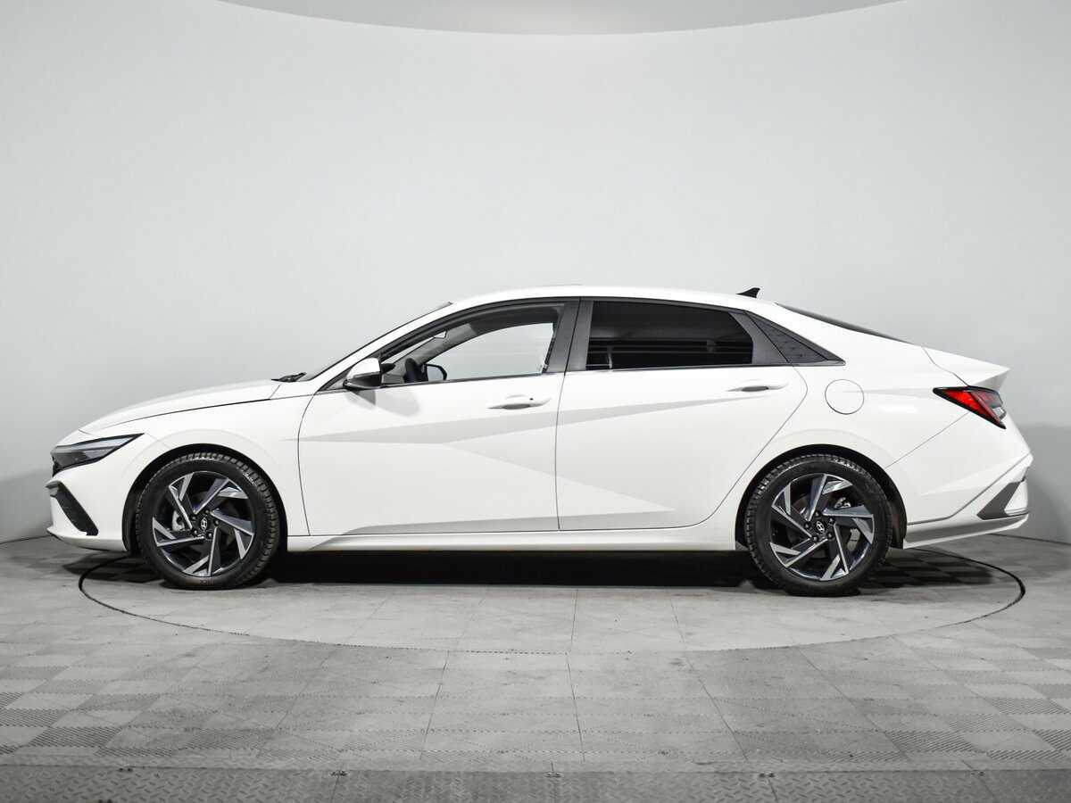 Hyundai Elantra б/у, 2023, Вариатор. Фото: #7