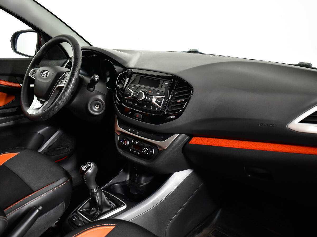 Lada (ВАЗ) Vesta б/у, 2020, Механическая. Фото: #5