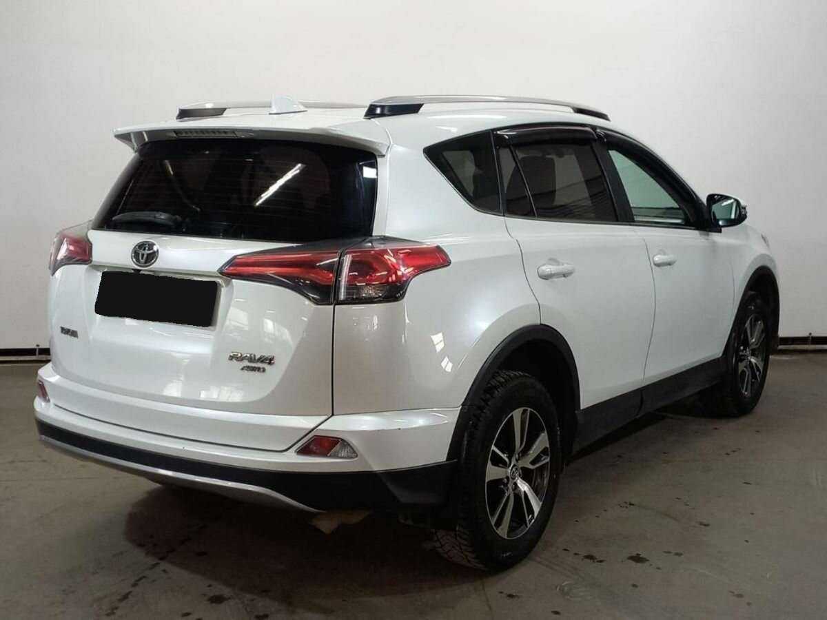 Toyota RAV4 б/у, 2018, Автоматическая. Фото: #4