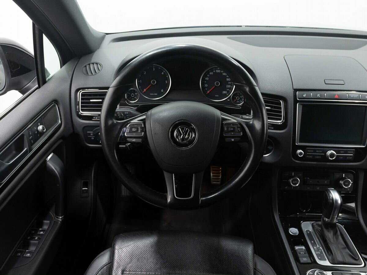 Volkswagen Touareg б/у, 2017, Автоматическая. Фото: #14