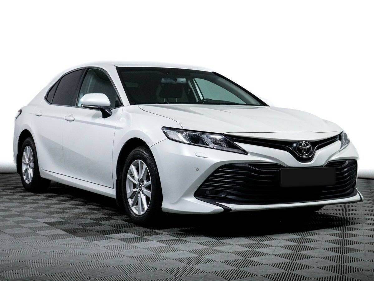 Toyota Camry б/у, 2019, Автоматическая. Фото: #2