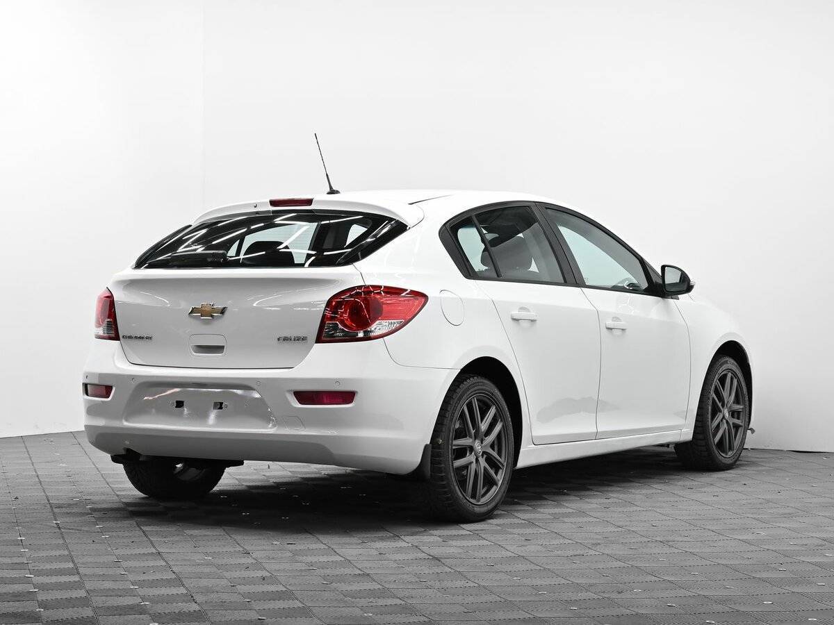 Chevrolet Cruze б/у, 2013, Механическая. Фото: #3