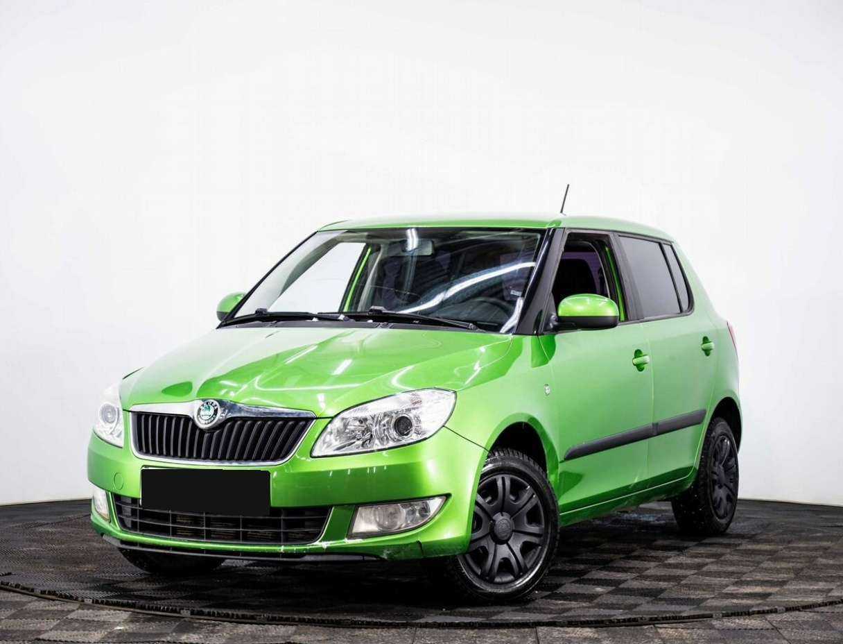 Skoda Fabia б/у, 2012, Механическая. Посмотреть фото