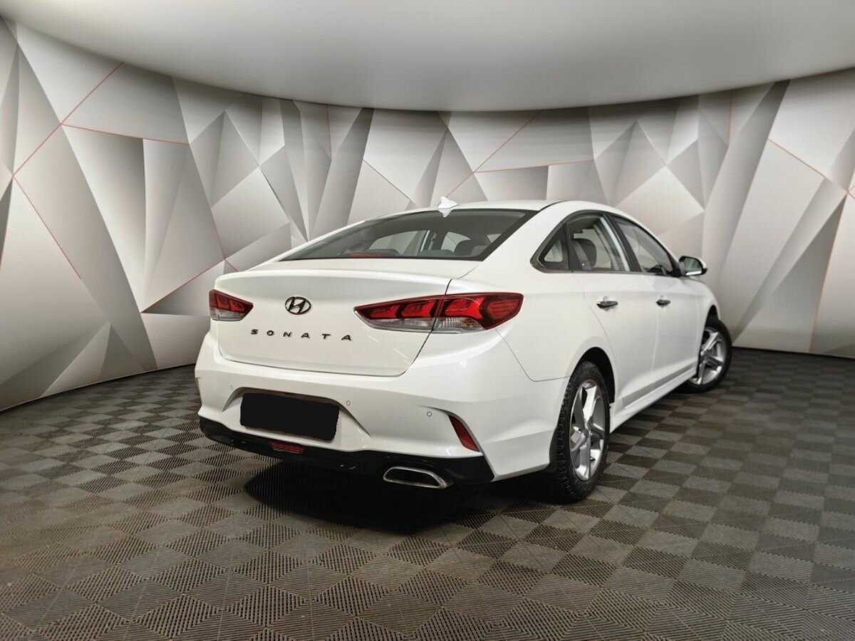 Hyundai Sonata б/у, 2018, Автоматическая. Фото: #1