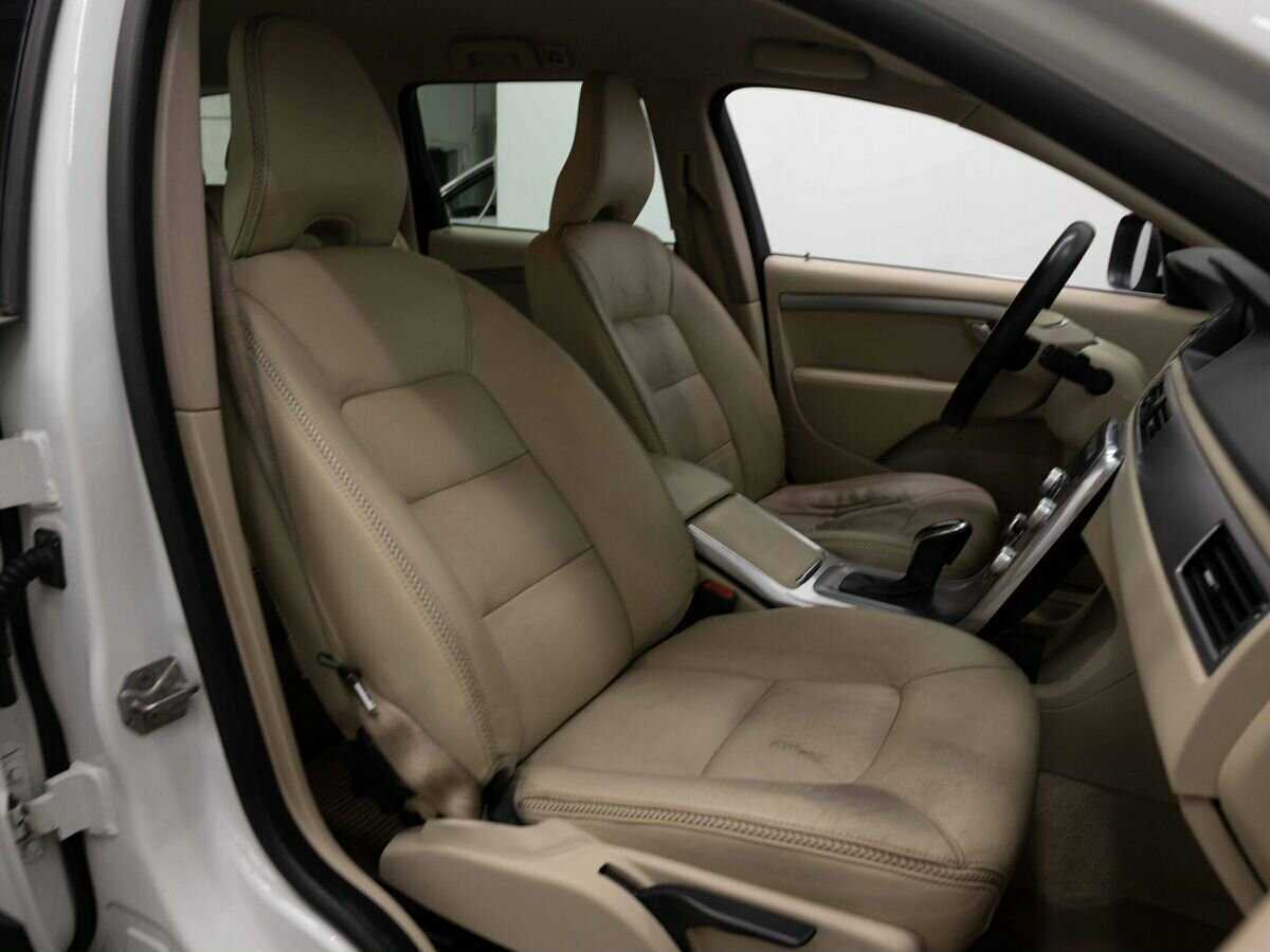 Volvo XC70 б/у, 2014, Автоматическая. Фото: #12