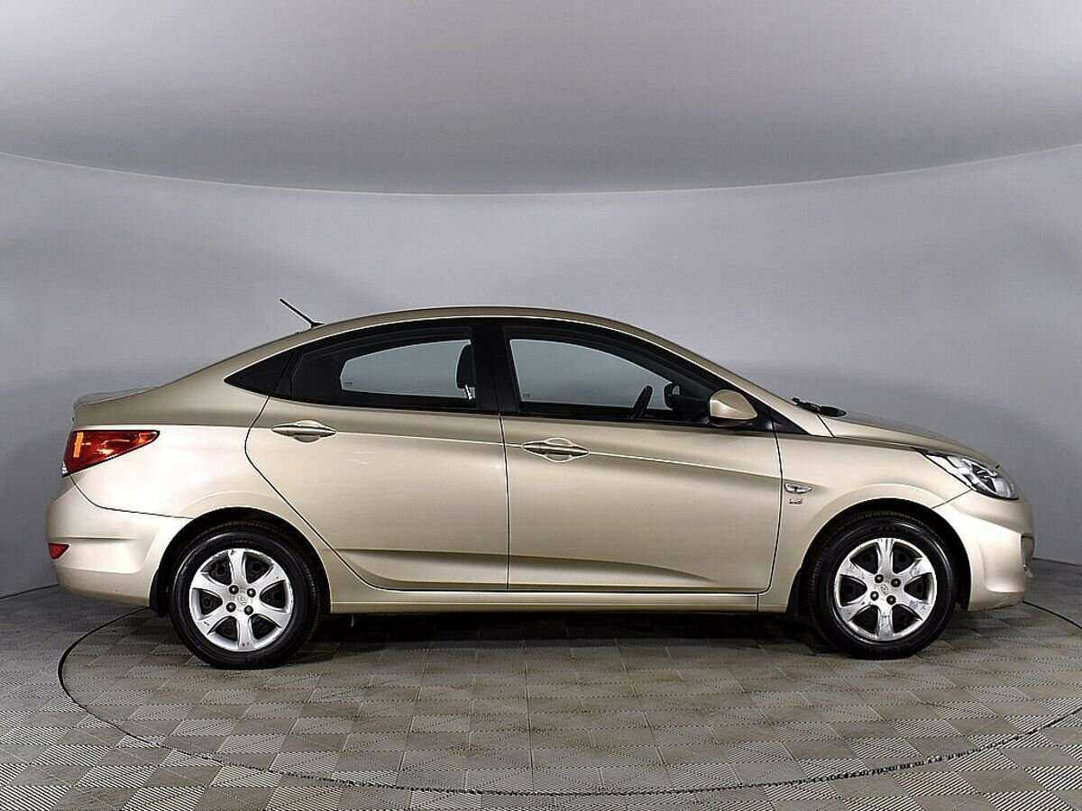 Hyundai Solaris б/у, 2014, Механическая. Фото: #4