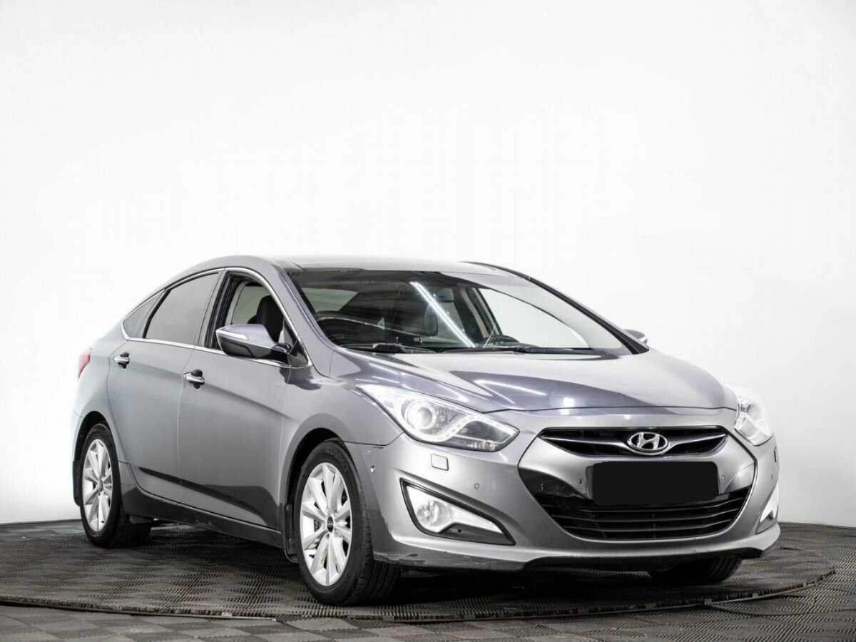 Hyundai i40 б/у, 2012, Автоматическая. Фото: #2