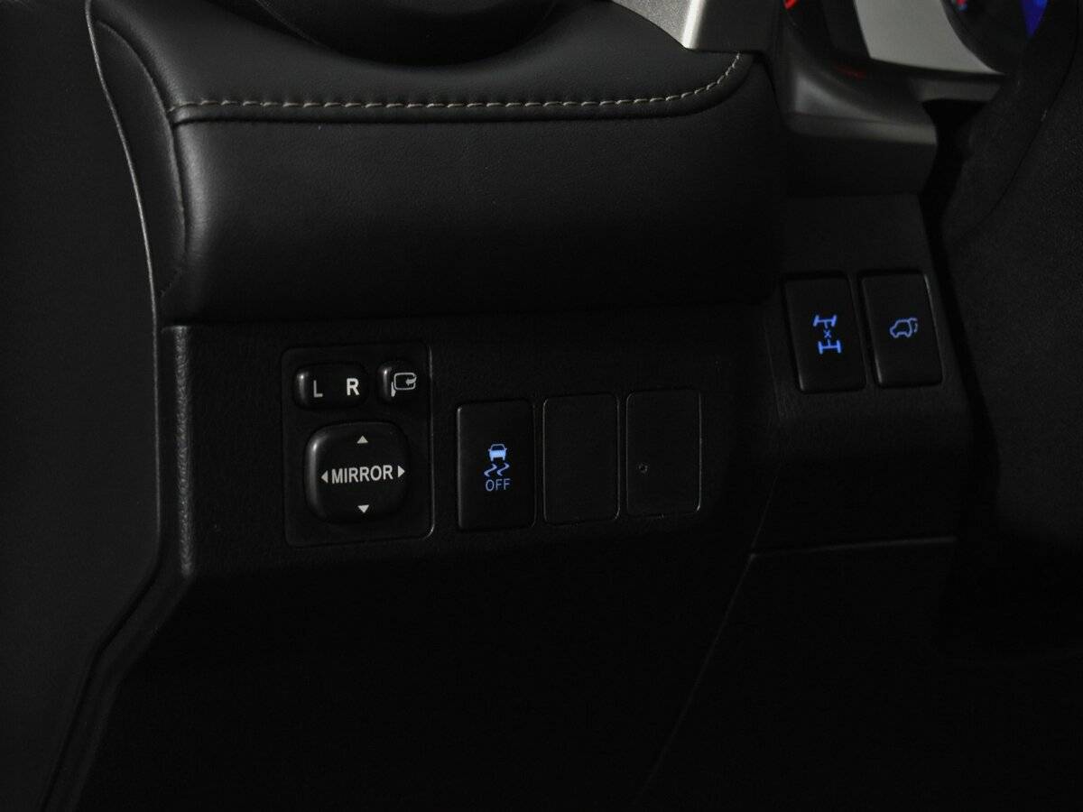 Toyota RAV4 б/у, 2015, Автоматическая. Фото: #9