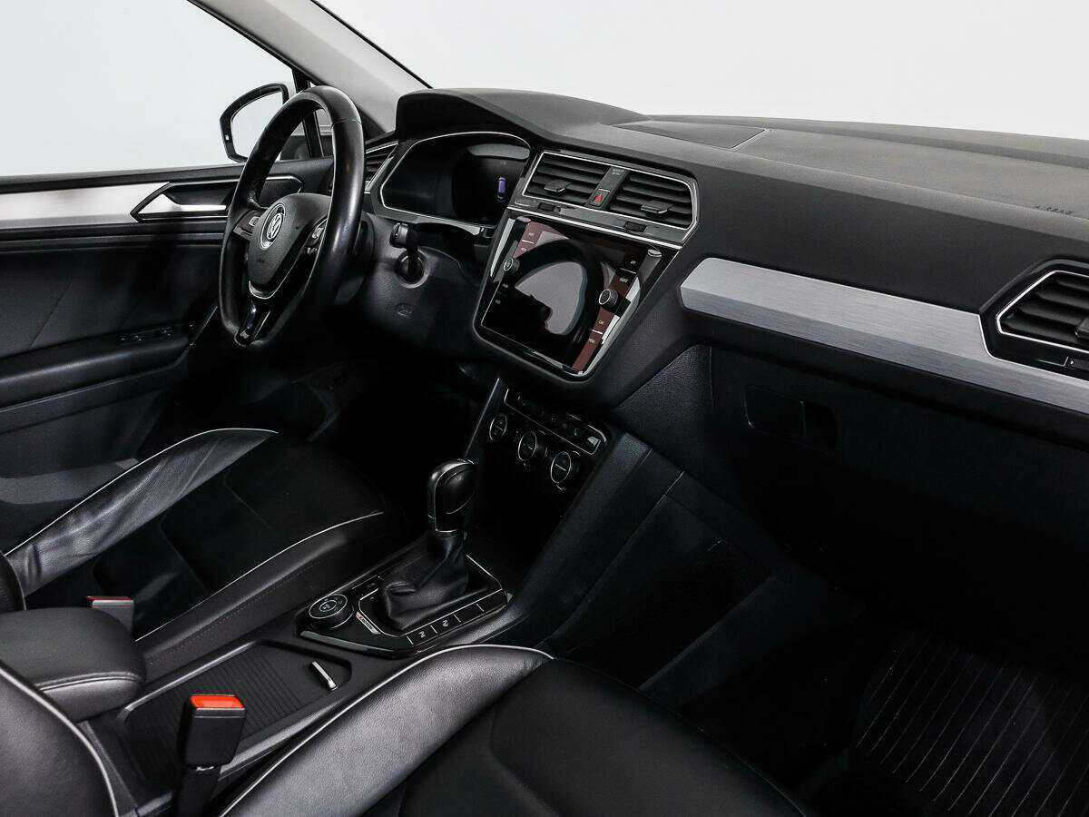 Volkswagen Tiguan б/у, 2017, Роботизированная. Фото: #12