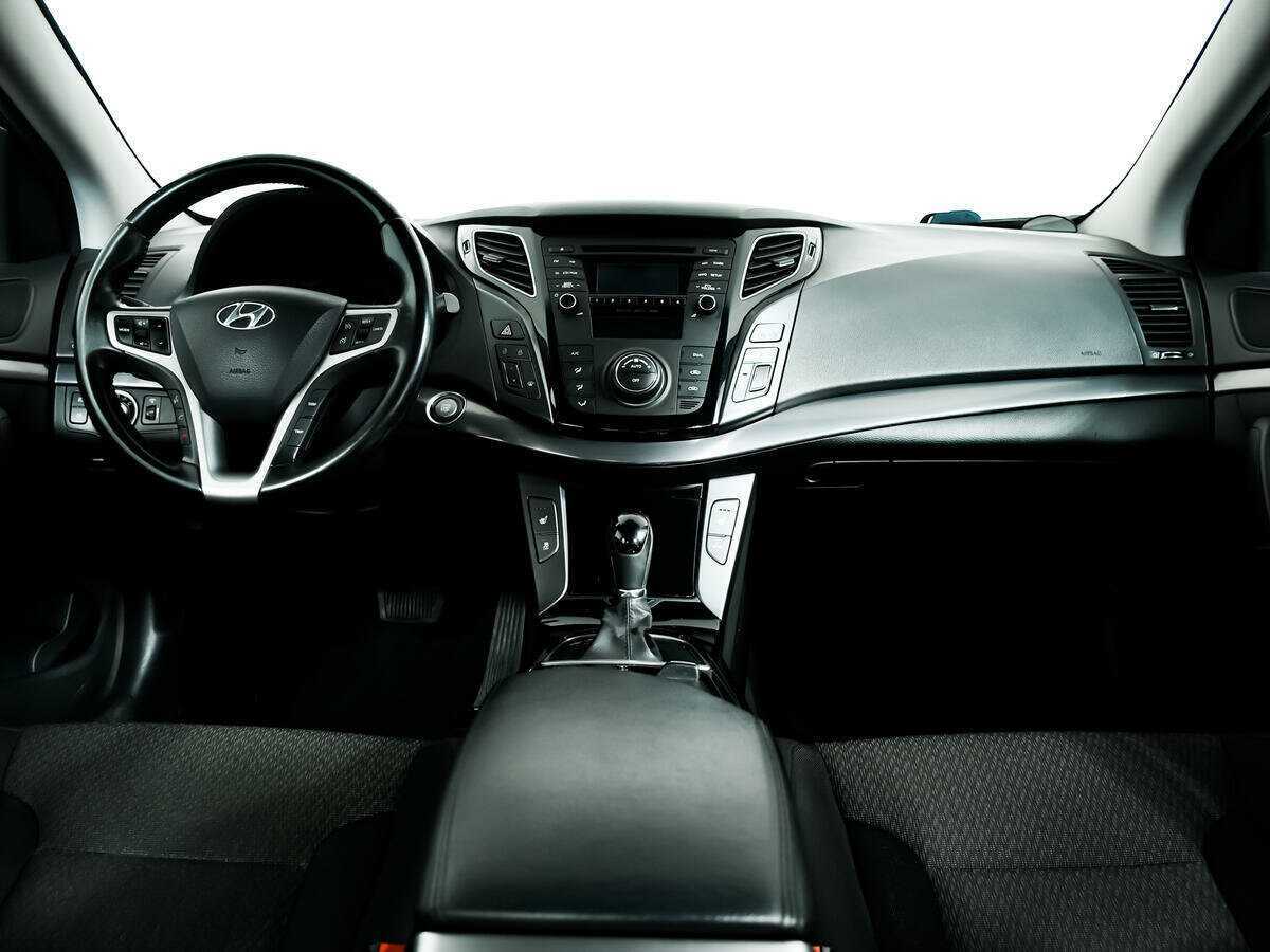 Hyundai i40 б/у, 2013, Автоматическая. Фото: #8