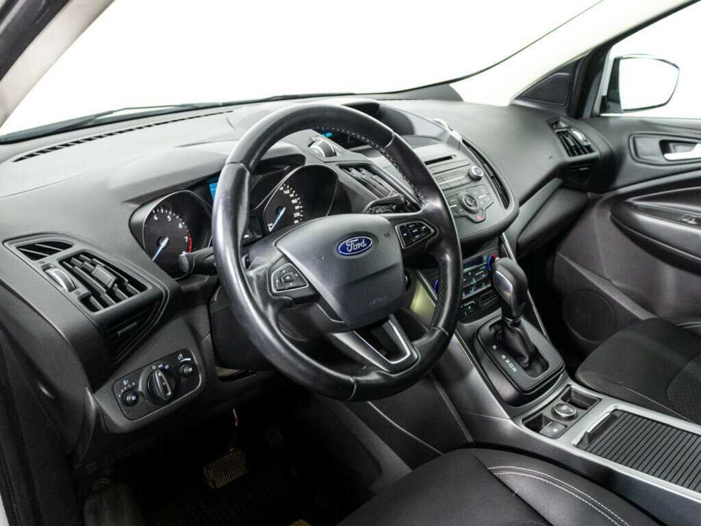 Ford Kuga б/у, 2018, Автоматическая. Фото: #10