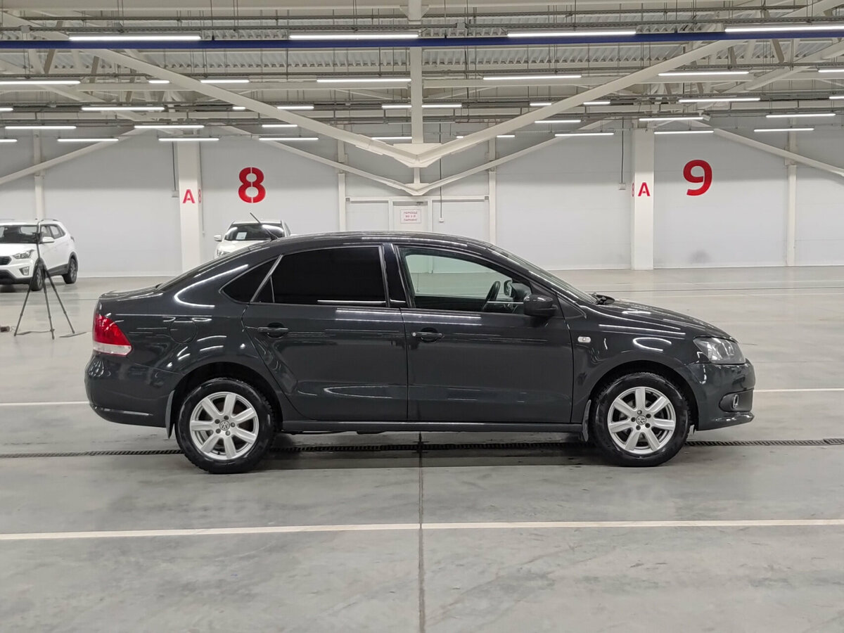 Volkswagen Polo б/у, 2014, Механическая. Фото: #3