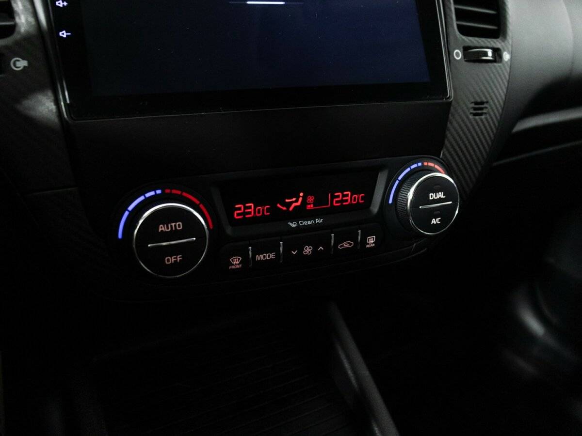 Kia Cerato б/у, 2015, Автоматическая. Фото: #15