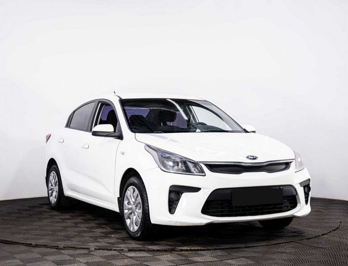 Kia Rio б/у, 2018, Механическая. Фото: #2